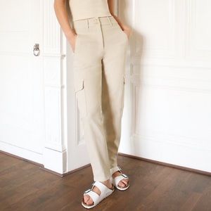 Aritzia Wilfred Free Beige Nude Cargo Pant Size 6